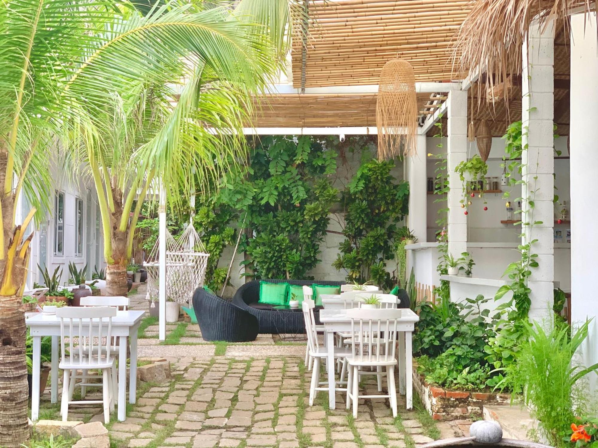 A L Y S S A Seaside Muine Hotell Mui Ne Exteriör bild